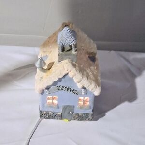 "School of Knitting" Encore Group Light Up Vintage Christmas Village Decoration